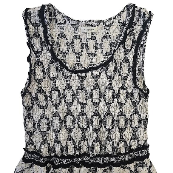 Max Studio Womens Smocked Maxi Dress M Geometric Butterfly Black Ivory Boho - Picture 3 of 12